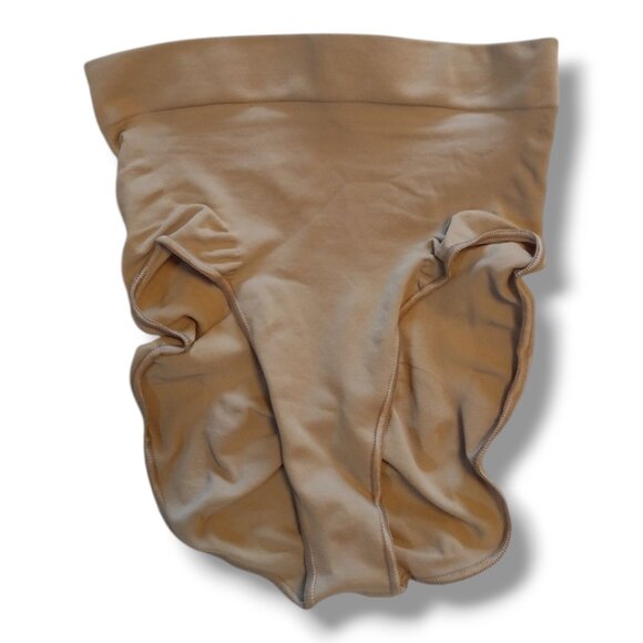 Skims Seamless Sculpt Mid Waist Brief - Picture 4 of 5